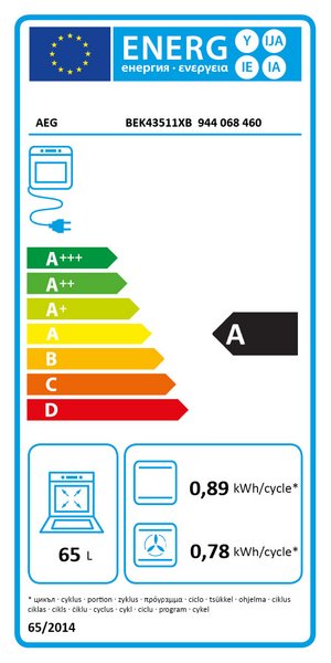 EU-Energieeffizienzlabel für einen AEG Einbaubackofen mit Effizienzskala und Gerätesymbolen.