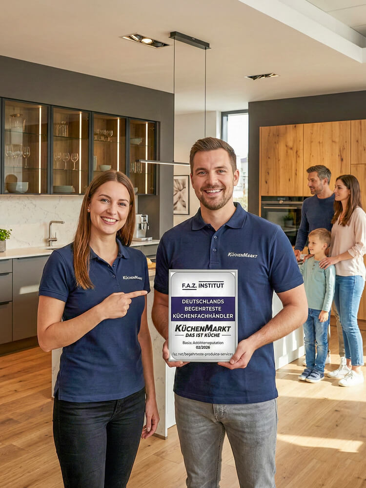 KüchenMarkt Küchenfachhändler: Team präsentiert Auszeichnung des F.A.Z.-Instituts